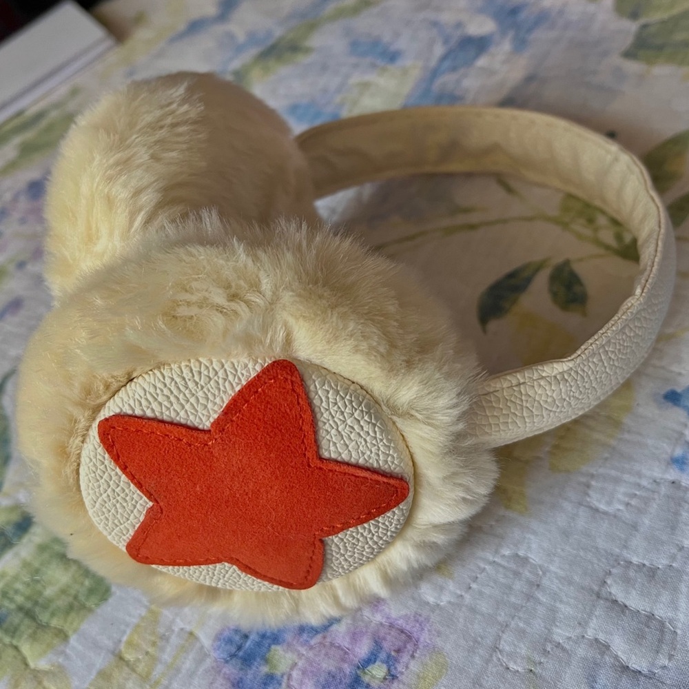 Rare y2k headphones